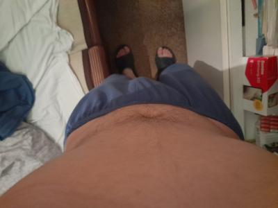 Keresek olyan baráti társaságot, amely jól ellátja a bajom0