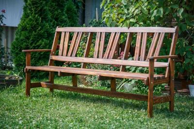 Minőségi Kerti Pad0