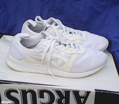 Asics 42-es, fehér, szép0