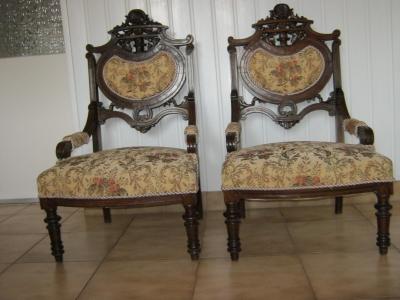 Antik fotel eladó.0