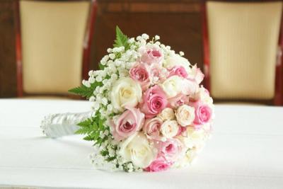 Menyasszonyi csokor készítése0