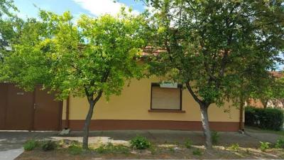 Eladó családiház0