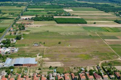 Befektetésre,vagy építkezéshez telek eladó0