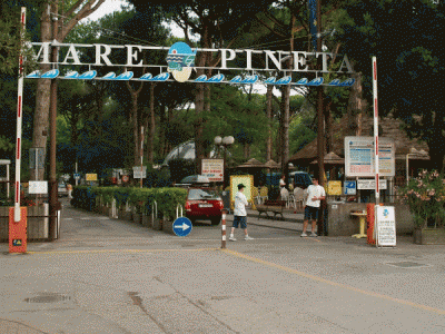 Lakókocsis nyaralás0