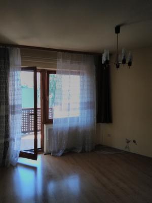 Miskolc belvárosi első emeleti 50 nm-es újszerű lakás kiadó0