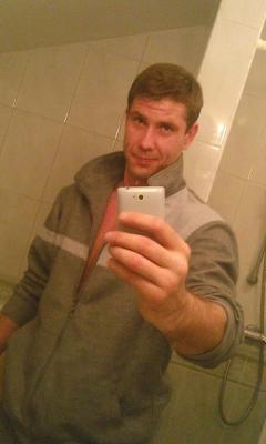 Üdvözlöm a hölgyeket. 18 tól 50 éves korig minden féle megoldás érdeke0