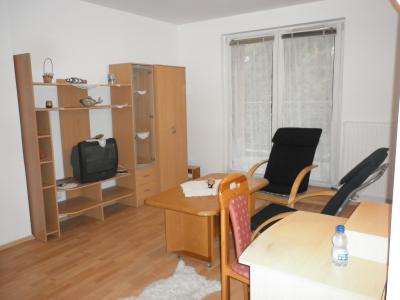 Kiadó bútorozott lakás, terasszal0