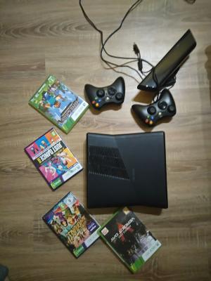 Xbox 360 alig használt remek állapotban,játékokkal konzollal0