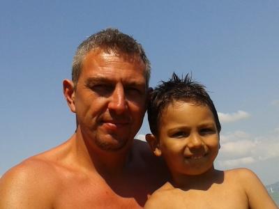 Károly vagyok és kalandot keresek.0