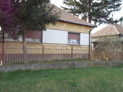 Hajdúdorogon kertes ház eladó!0