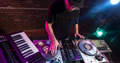 DJ álláslehetőség0