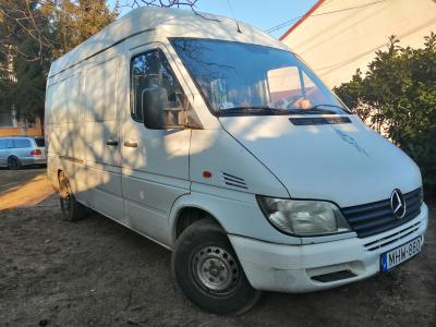 Mercedes Sprinter 208 CDI0