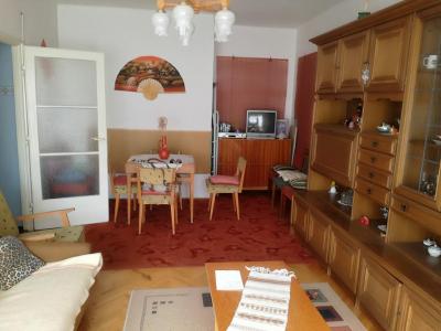 Belvárosi tégla lakás eladó0