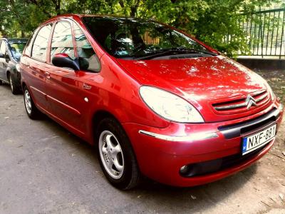 CITROEN XSARA PICASSO 1.6 HDi Exclusive0