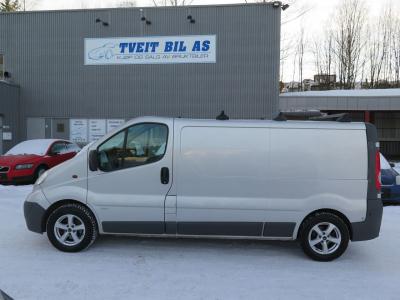 Adományozzam az Opel Vivaro autómat0