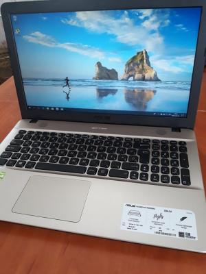 Asus notebook+táská0